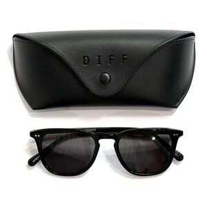 DIFF Eyewear Maxwell Sunglasses in Black